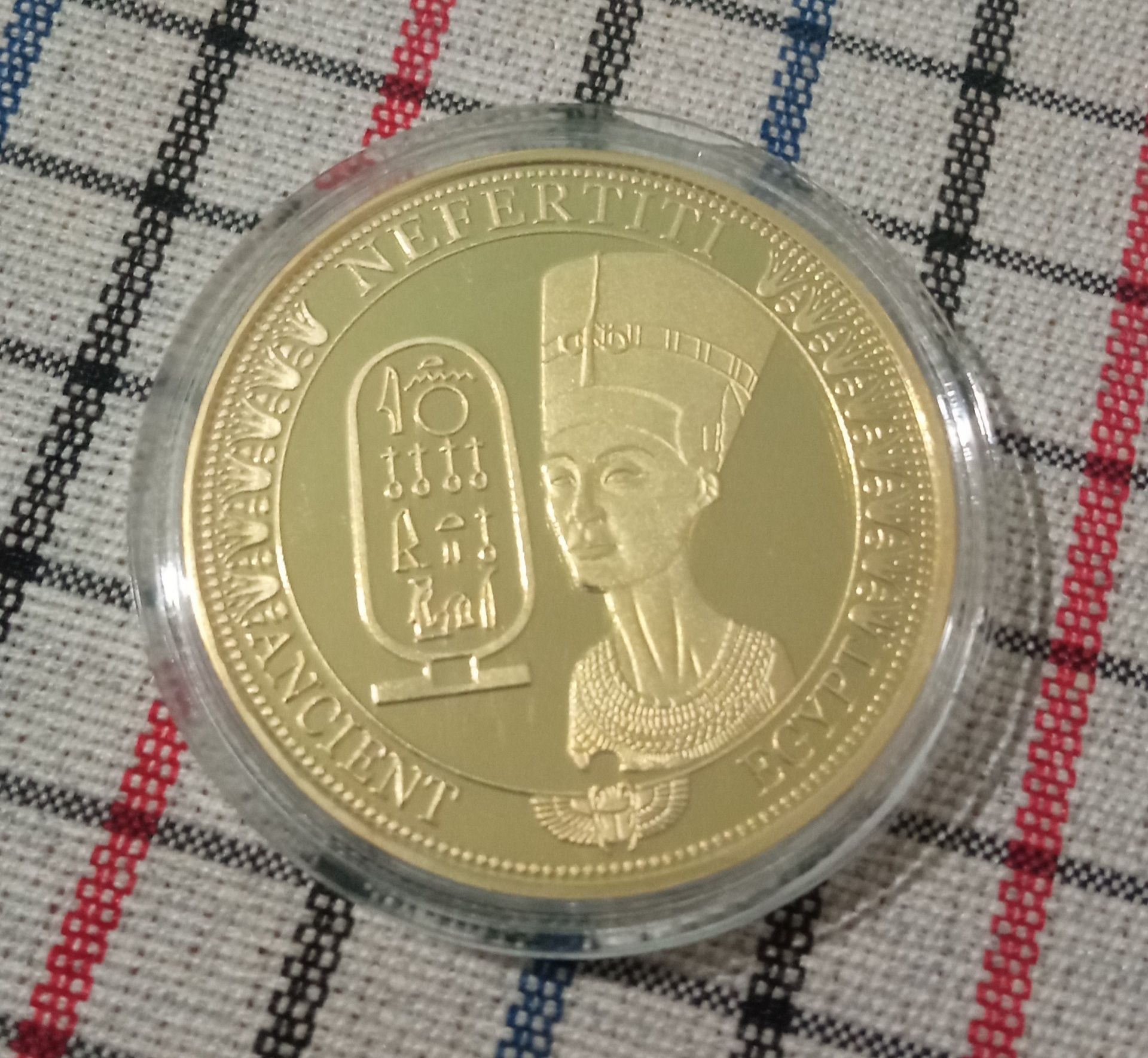 3 Колекционерски монети - Нифертити, Тутанкамон и Анубис