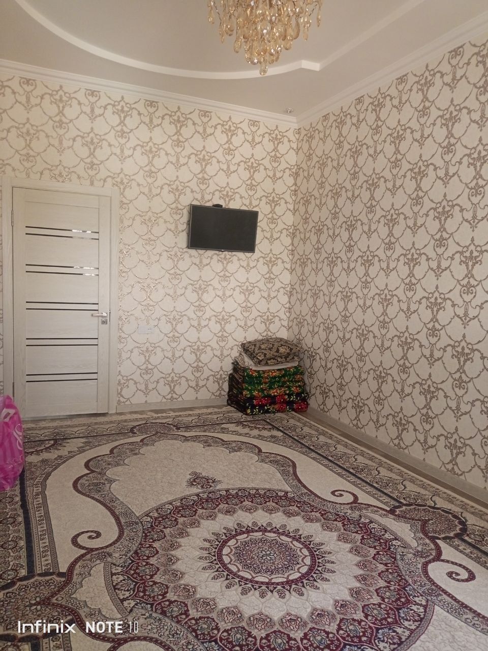 Продаётся дом орентир 3 аэропорт г. Ташкент Сергили