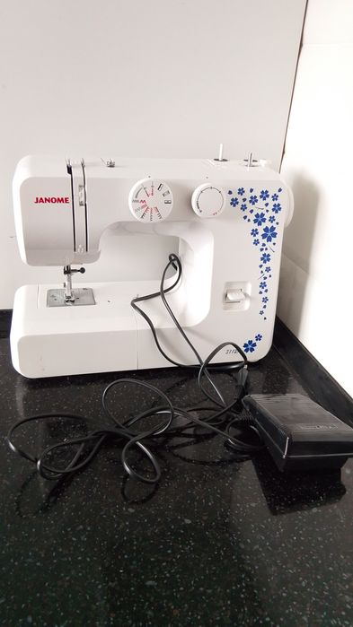 Швейная машина новая