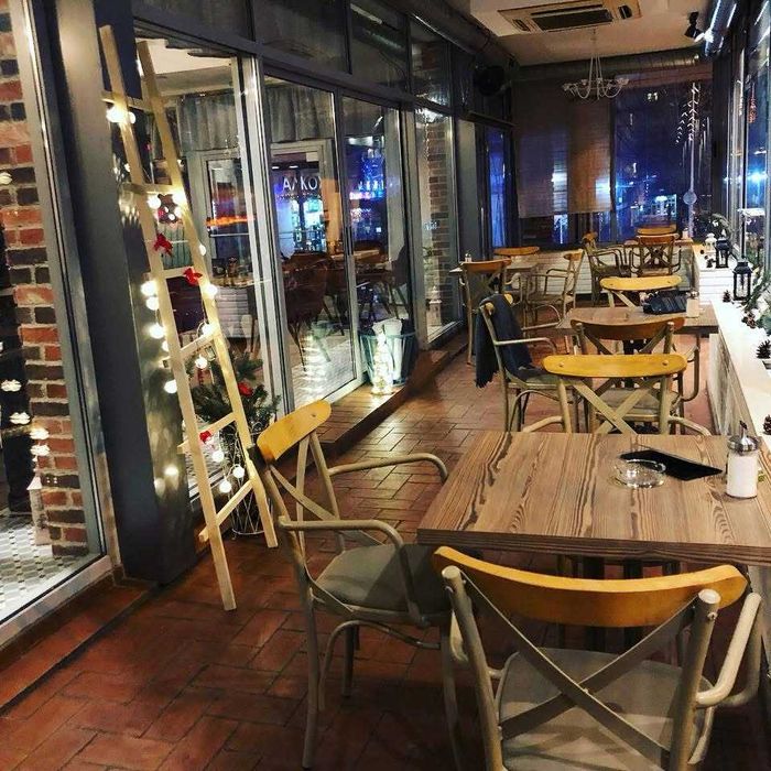 Цялостно обзавеждане за заведение - 30000лв