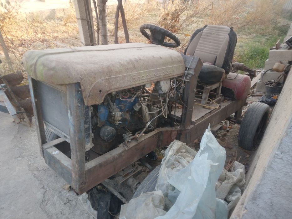 Тирактор кулда ясалган