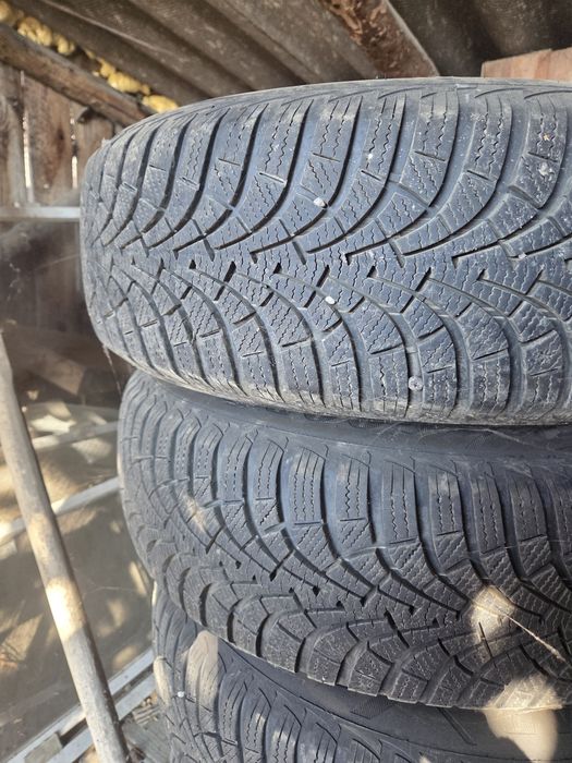 Vând roti complete iarna Opel 5x110 195/65R15