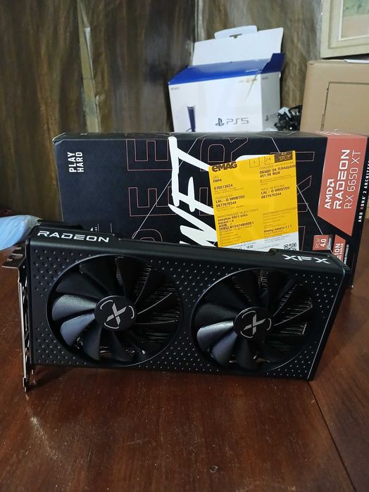 Видео карта RX6650XT  XFX