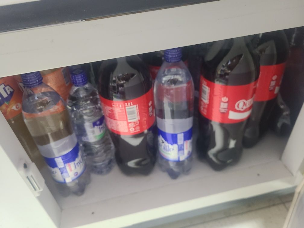 Срочно Продаётся витрина холоделник