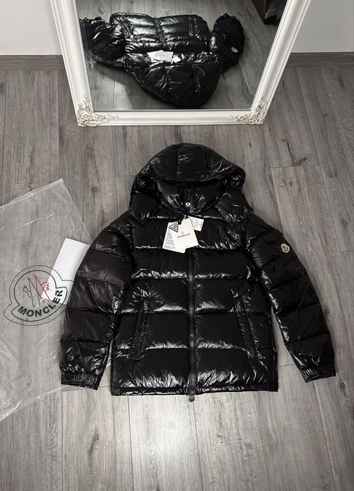Geaca originala Moncler Maya