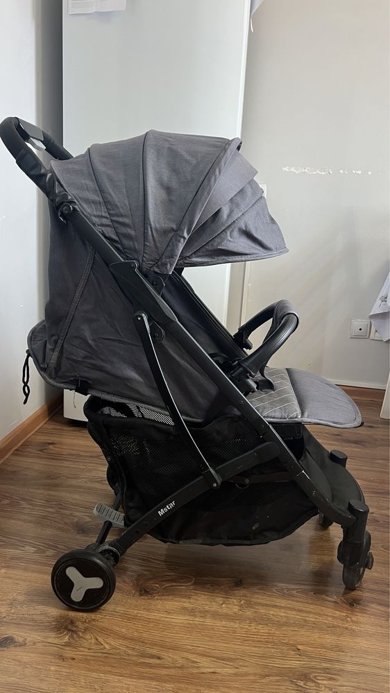 Продам прогулочную коляску Мstar
