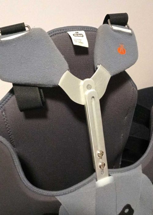 Corset toracolombosacral cu carapace dubla