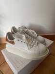 Alexander Mcqueen