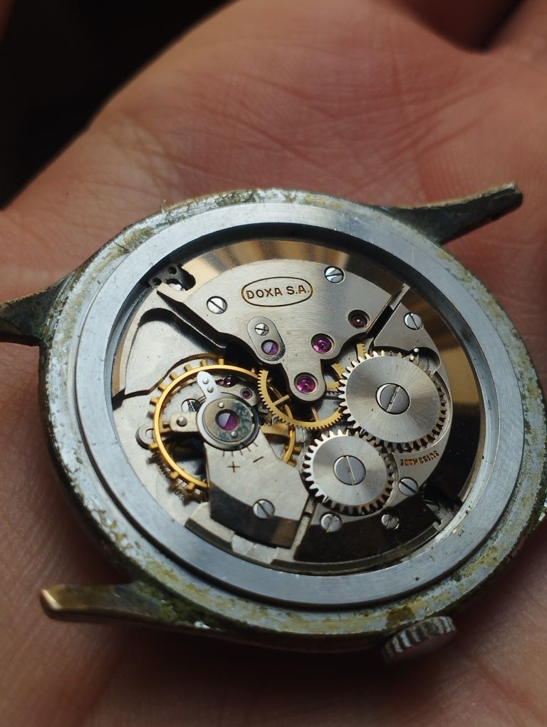 Часы Doxa швейцария