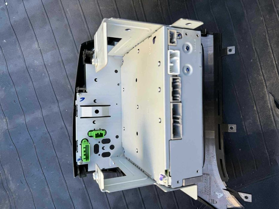 Панел със CD/Radio за Honda Civic 8-ма генерация (2006–2011)