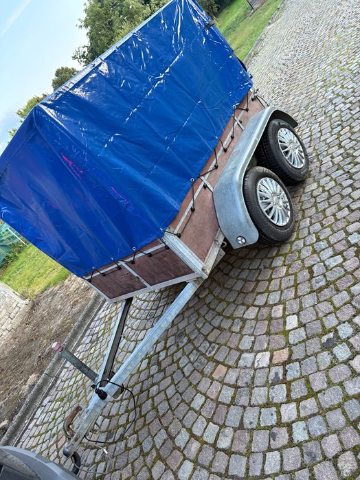 Remorca 750 kg fără sistem de frânare