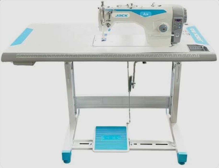 Швейная машина компании Jack