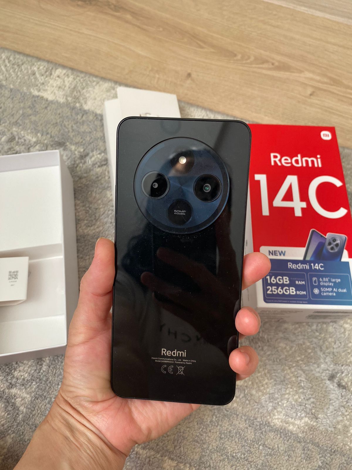 Redmi 14C 256GB 
RAM 256GB