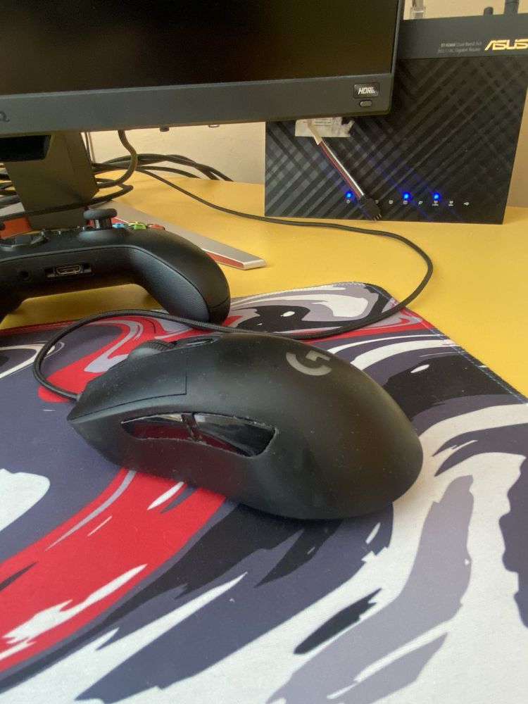 Мишка и клавиатура Logitech