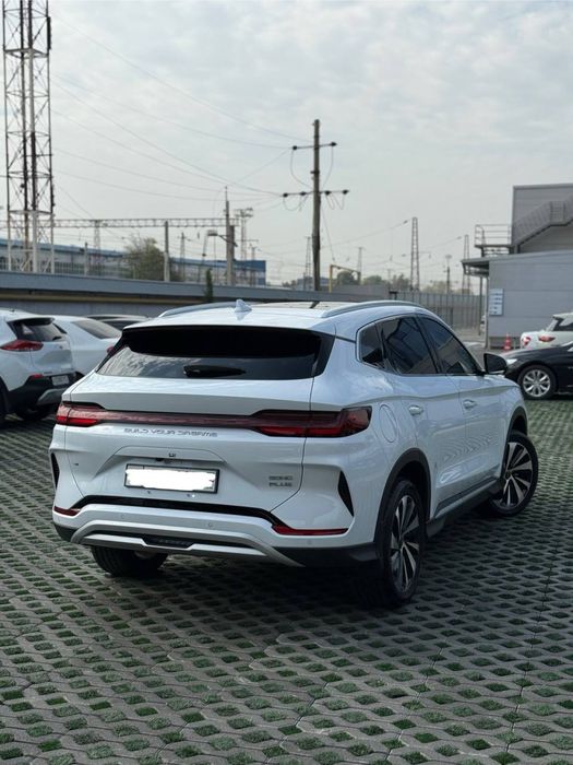 BYD champion 605 EV Full 2024