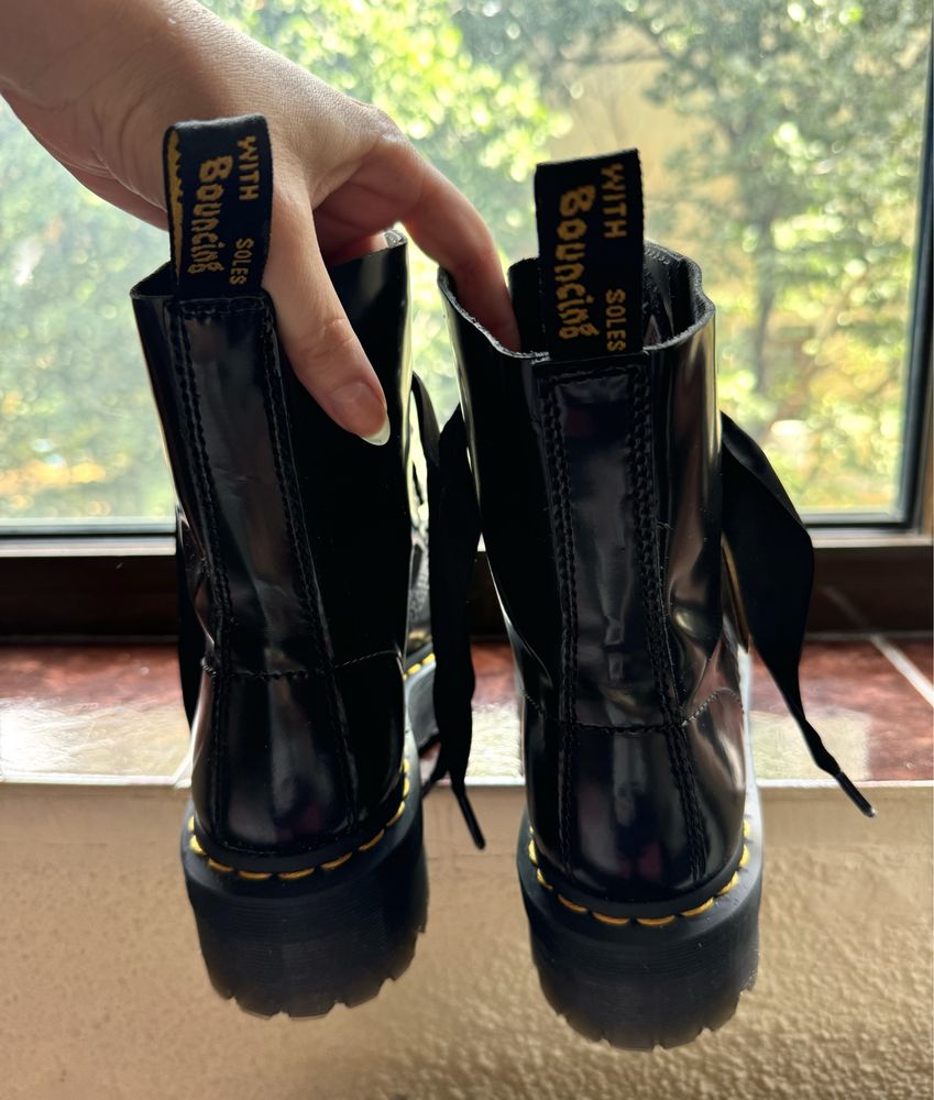 Botine Dr. Martens Molly