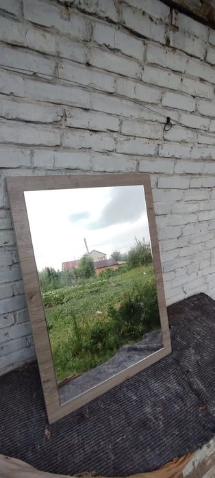 Зеркало почти новое