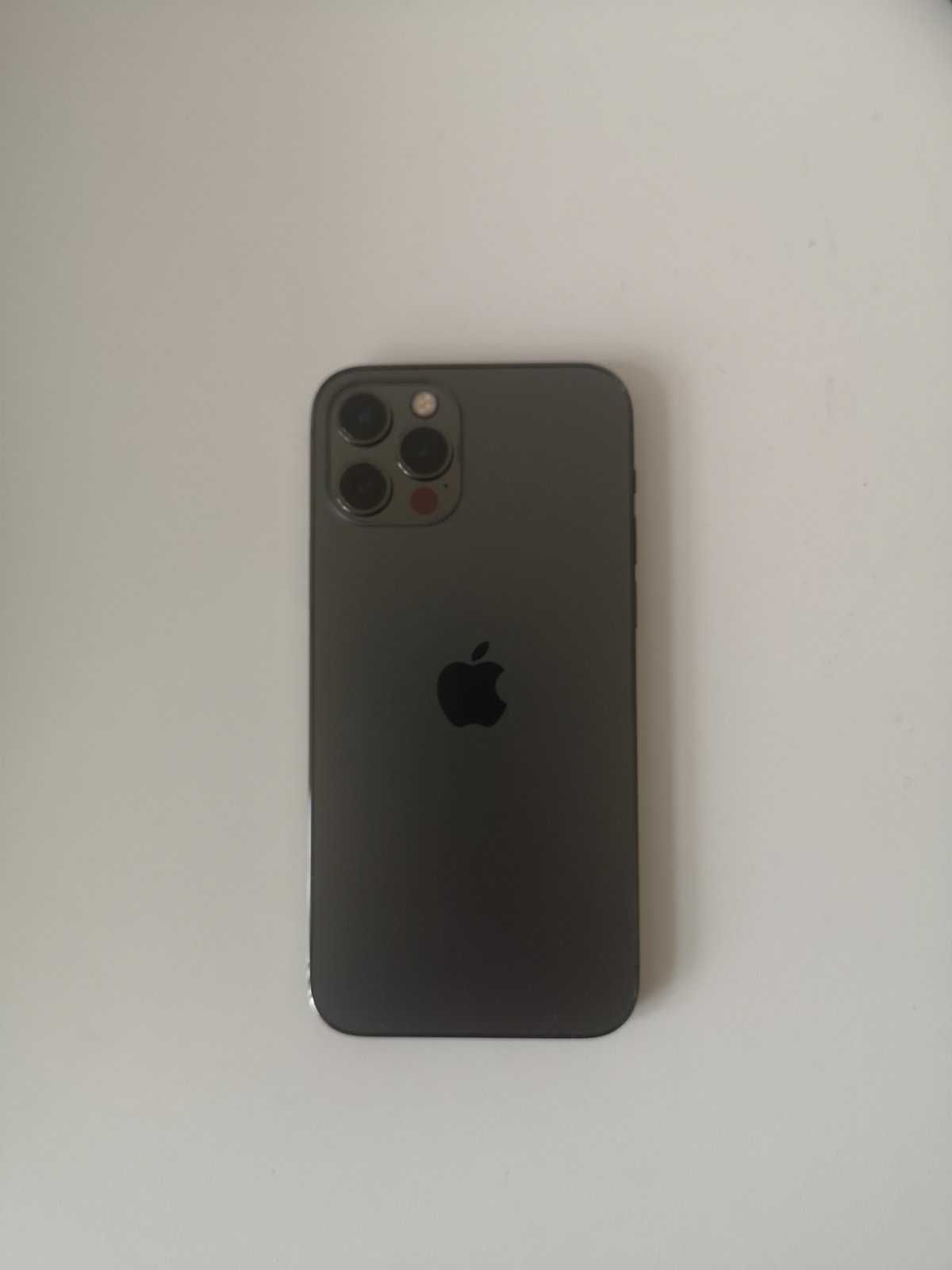iPhone 12 Pro, 128GB, Silver в ОТЛИЧНО състояние, батерия 93%