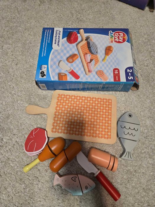 Puzzle uri educative din lemn