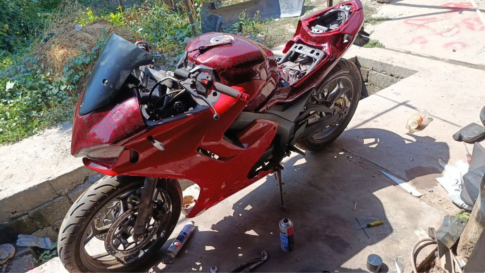 Ducati replica 300 srochna sotiladi