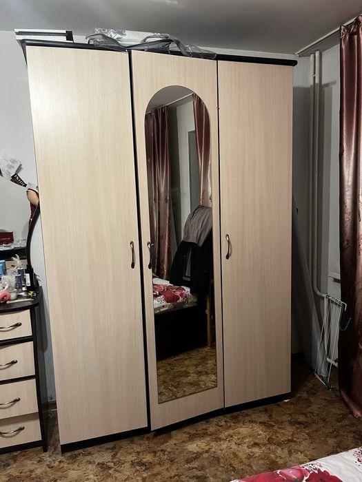 Спальный гарнитур