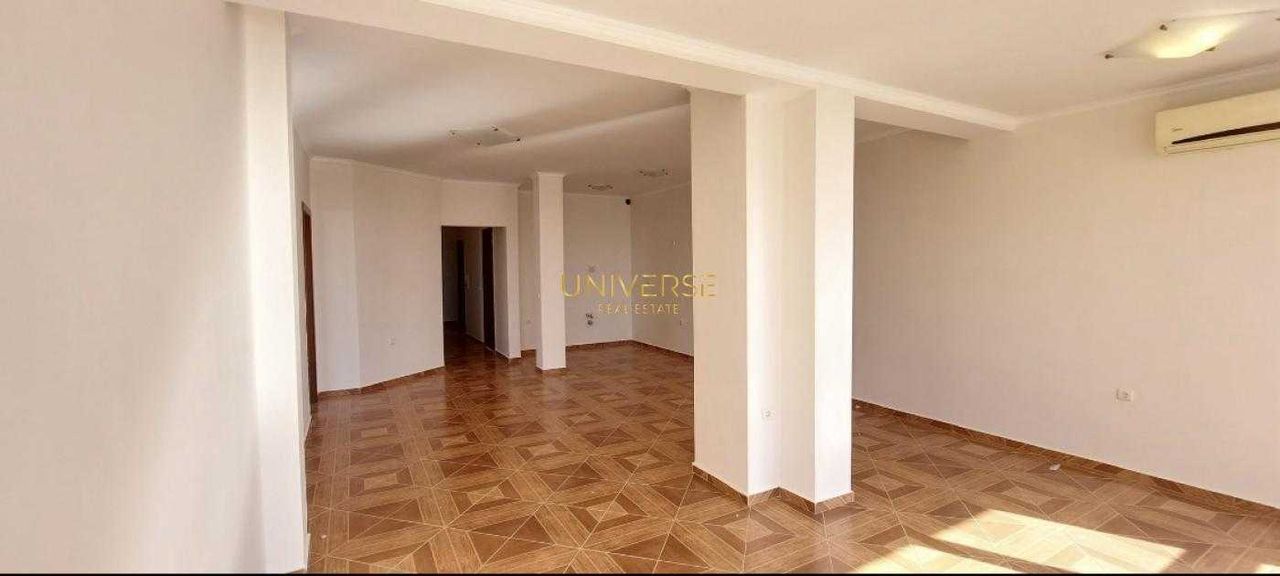Продава се Тристаен апартамент в Свети Влас - 247 кв.м за 1008 €/кв.м - Снимка #4