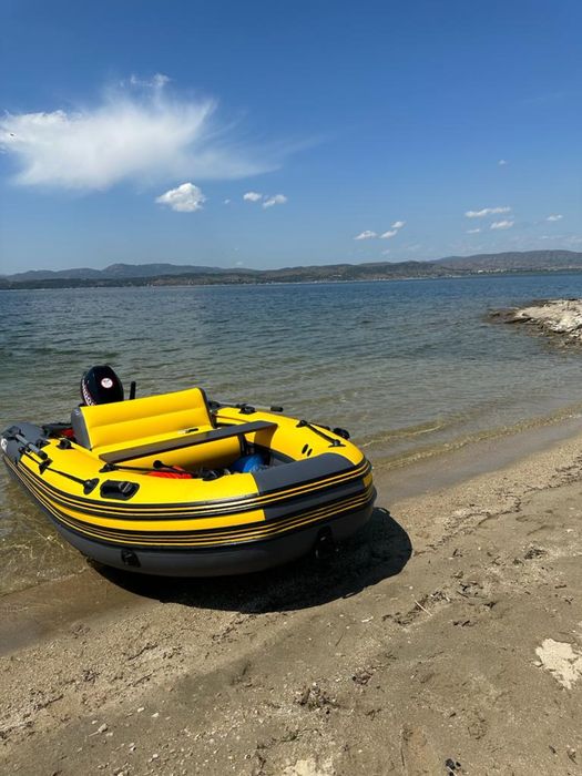 Лодка с мотором срочно цена до пятницы