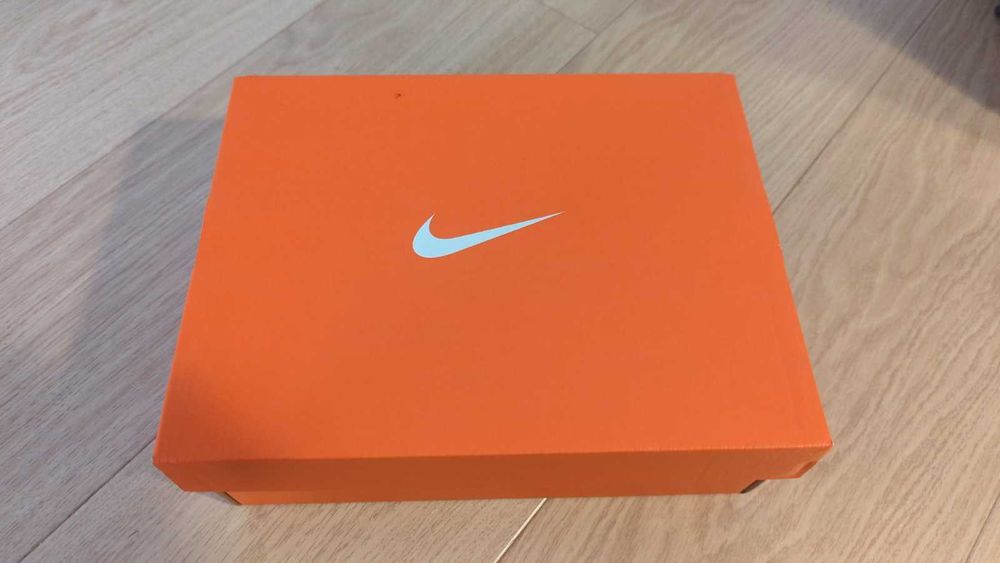 Чисто нови бутонки Nike JR Vapor. Номер 38.5 (24см)