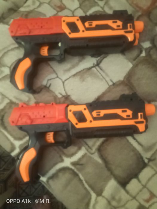 Детские игрушечный пистолет бластер