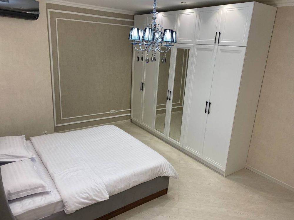 3/3/7 Янги Дархан, бизнес комлекс 120 м2