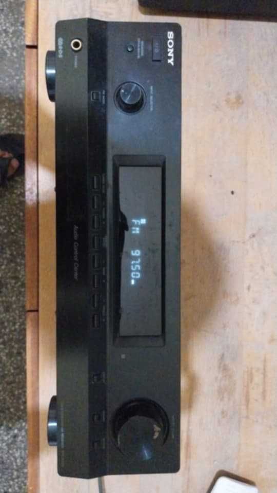 Продавам Sony STR-DH100,не работи