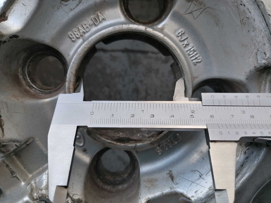 15" Джанти + зимни гуми и патерица FORD FOCUS
