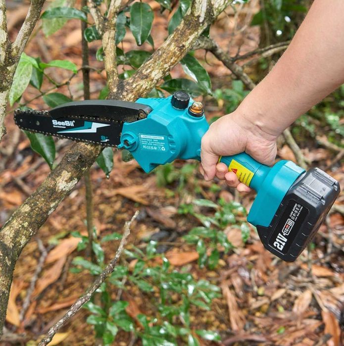 Нова, пълен комплект от 8 части SeeSii M8