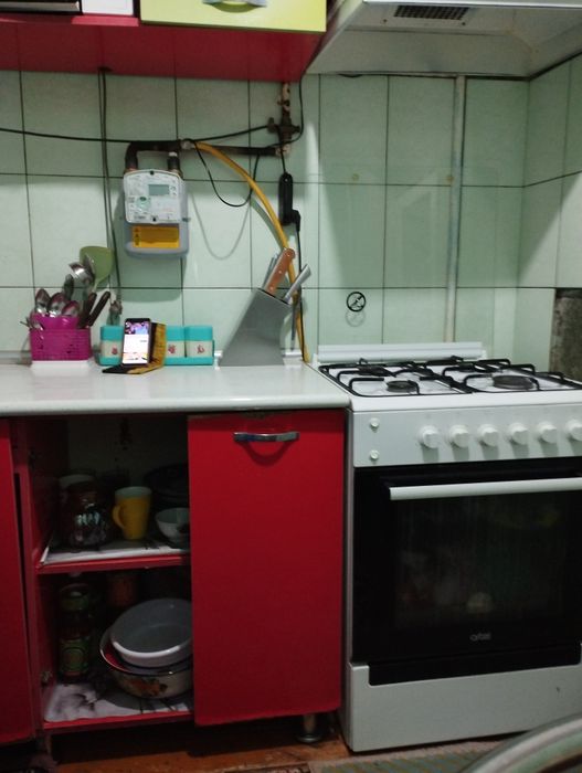 Срочно продаётся 1на ком кв 1 микр 13дом 3этаже