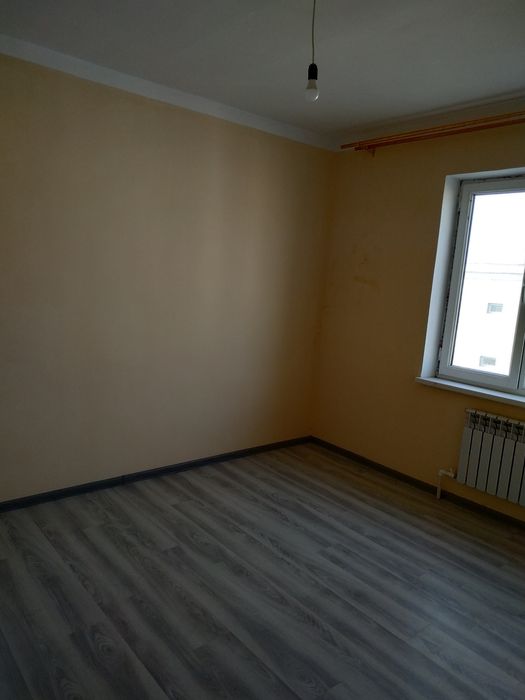 Uy sotiladi manzil Farg'ona shaxar mindanobod moshina bozori oldida