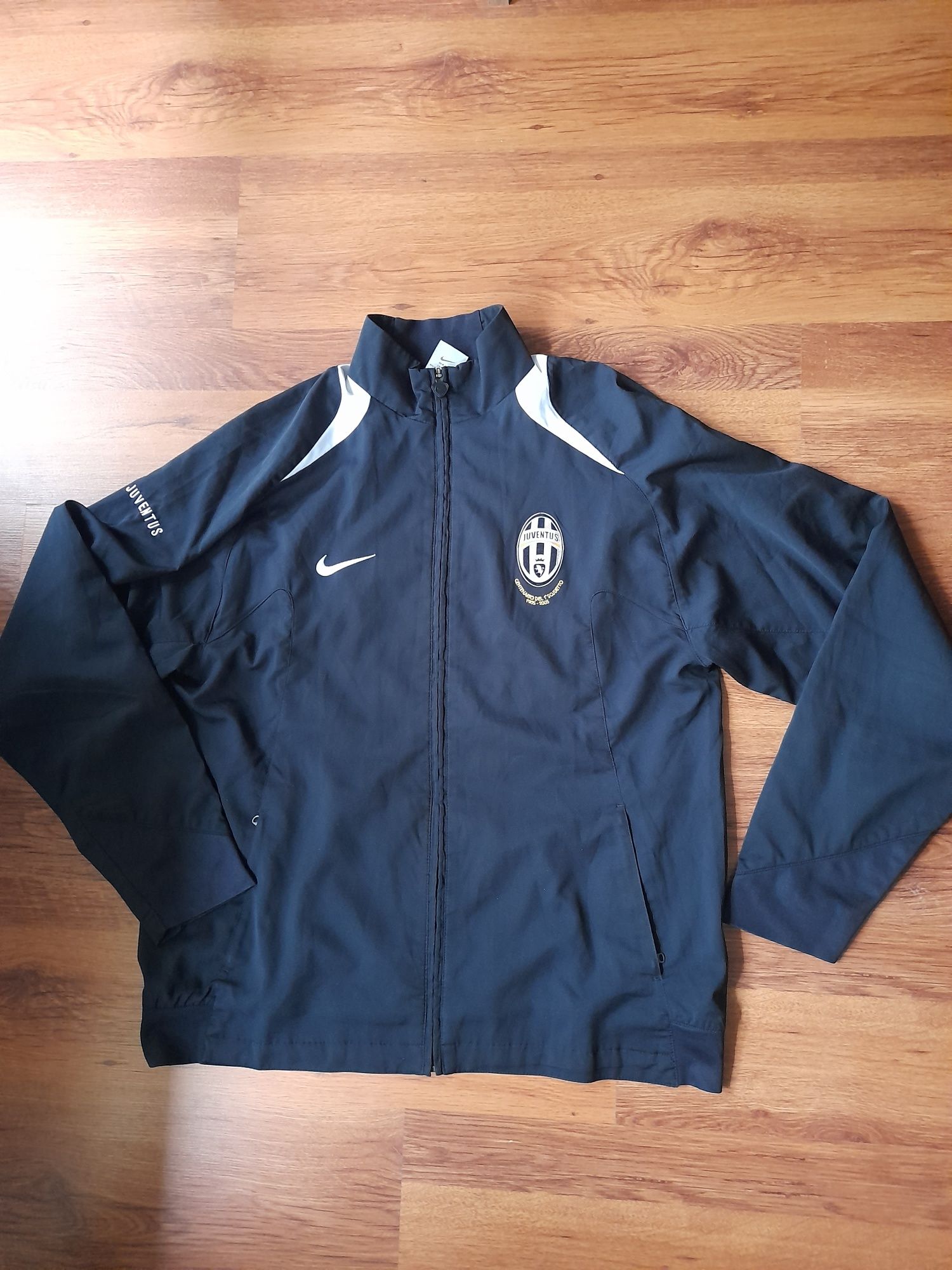 Nike Juventus мъжко горнище L размер.