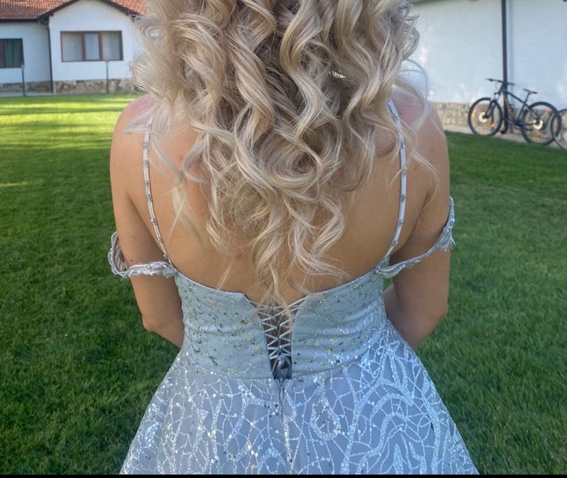 Официална сива рокля с брокат