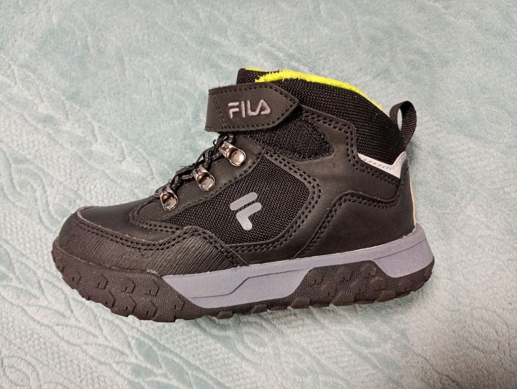 Топли обувки FILA