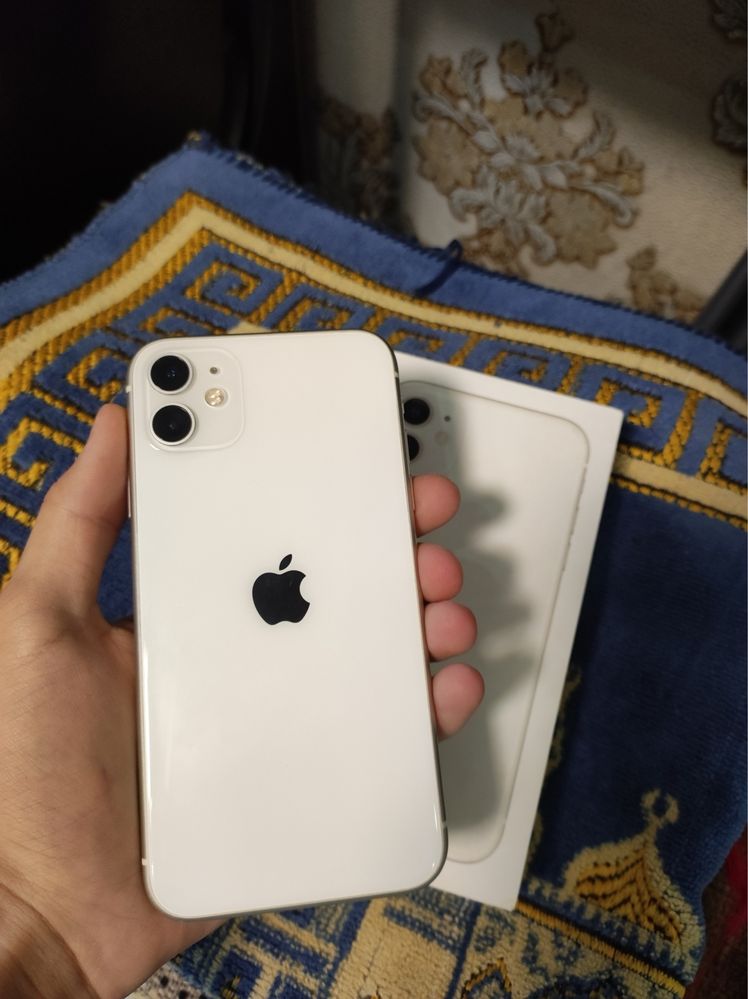 iPhone 11 64GB LL/A Region – White