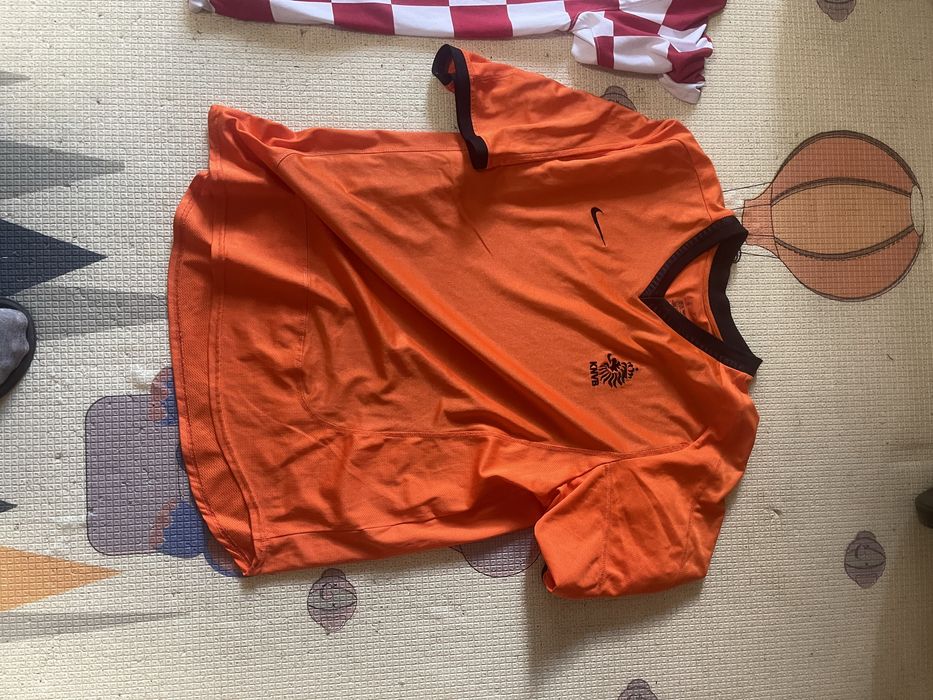 Футболни тениски