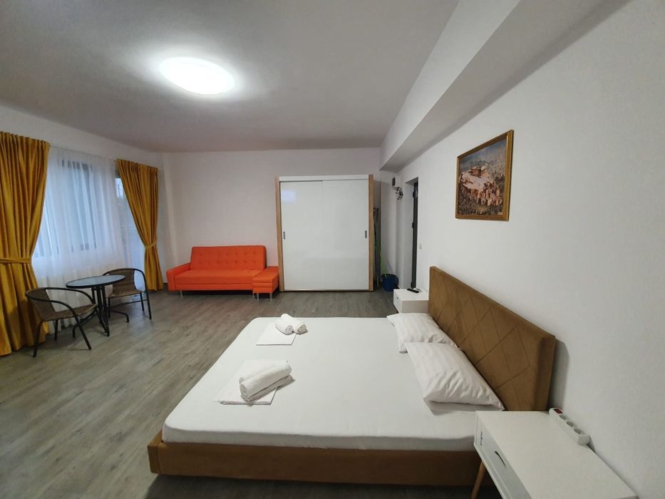 Cazare /  regim hotelier / termen lung