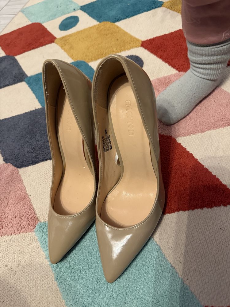 Pantofi cu toc matimea 36