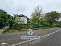 com. Teisani, sat Olteni - casa + 998 mp teren, langa padure