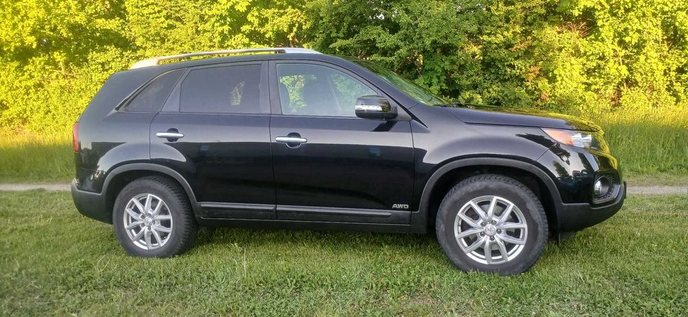 Vand  sau schimb Kia Sorento, motor 2.2, 4x4, 9700 euro