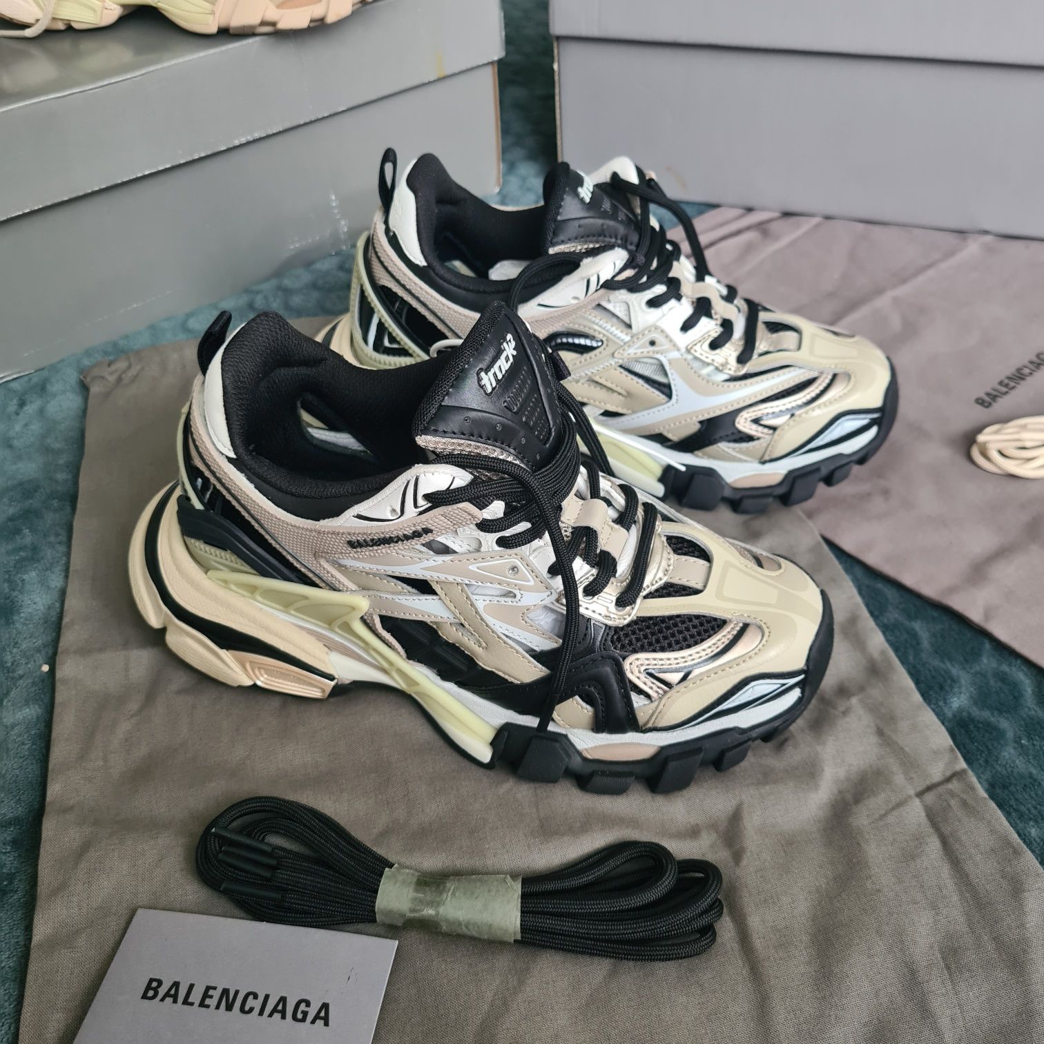 Balenciaga Track 2 -  size 37/premium/piele naturala/full pack/video