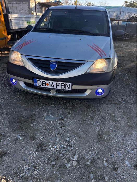 Dacia Logan , 1,6 benzina 
stare buna cu toate actele valabile la zi