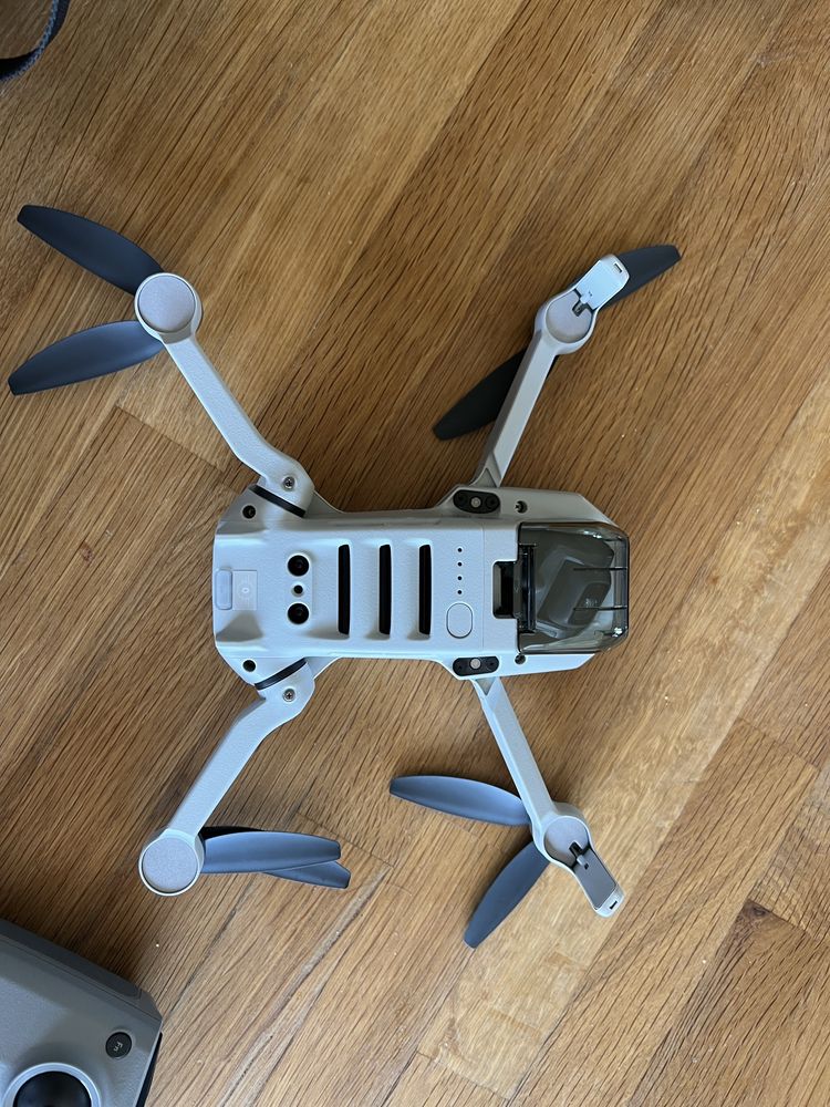 Dji Mini 4k fly more pack дрон
