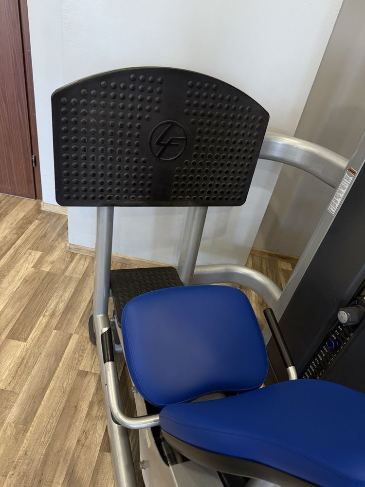 Лег преса life Fitness Signature