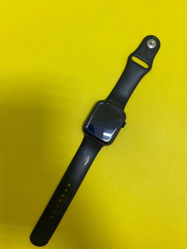 Продам часы apple watch