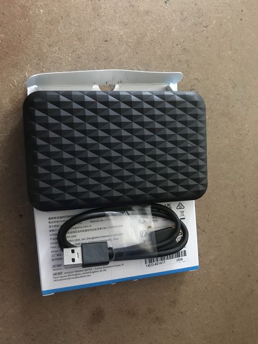 Внешнии жесткий диск 512 gb